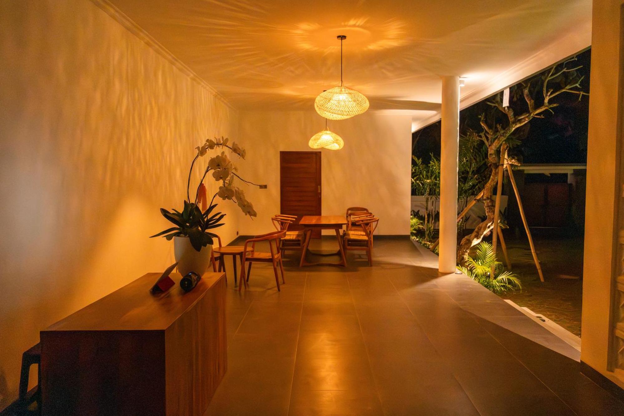 Tropical Almond Villa Улувату Экстерьер фото