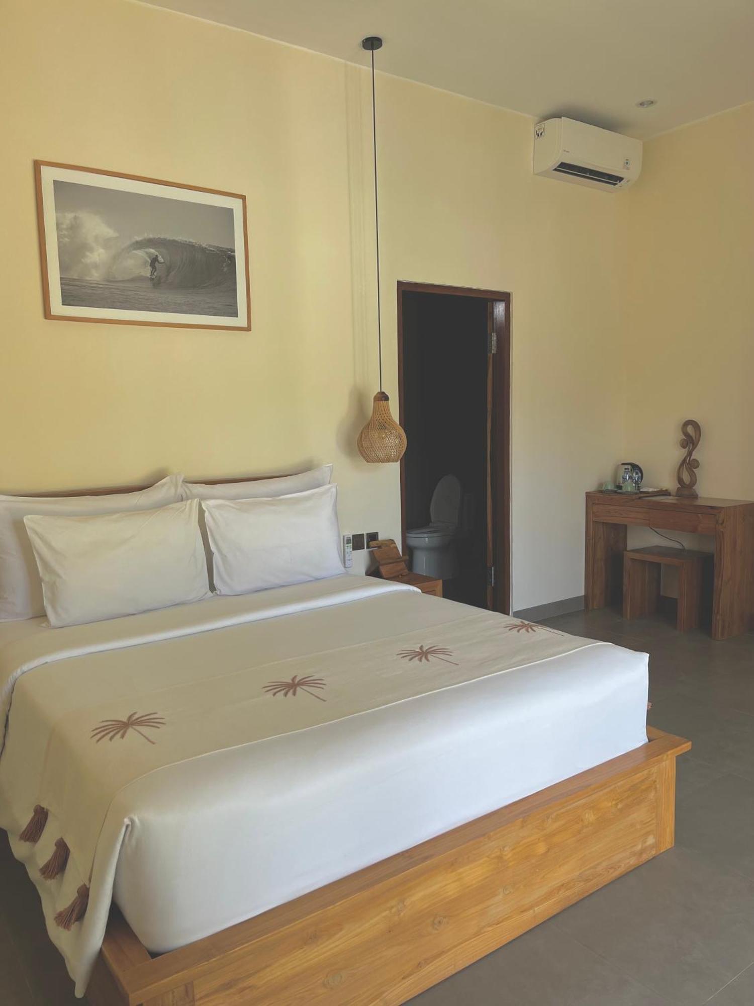 Tropical Almond Villa Улувату Экстерьер фото